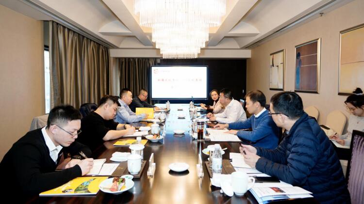 2020129152433126 新疆bifa必发集团集团总经理王宏江来访互换