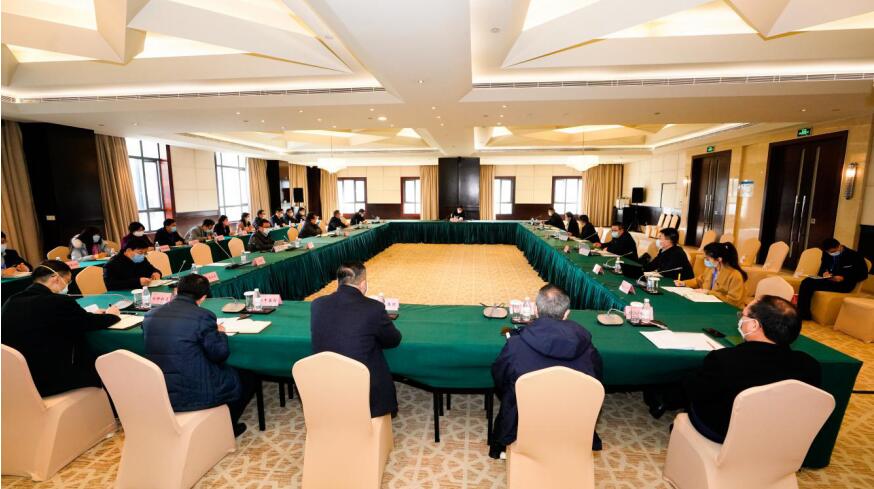 2020331430274052 bifa必发集团集团召开党委(扩大)会议通报进建省委常委会心灵